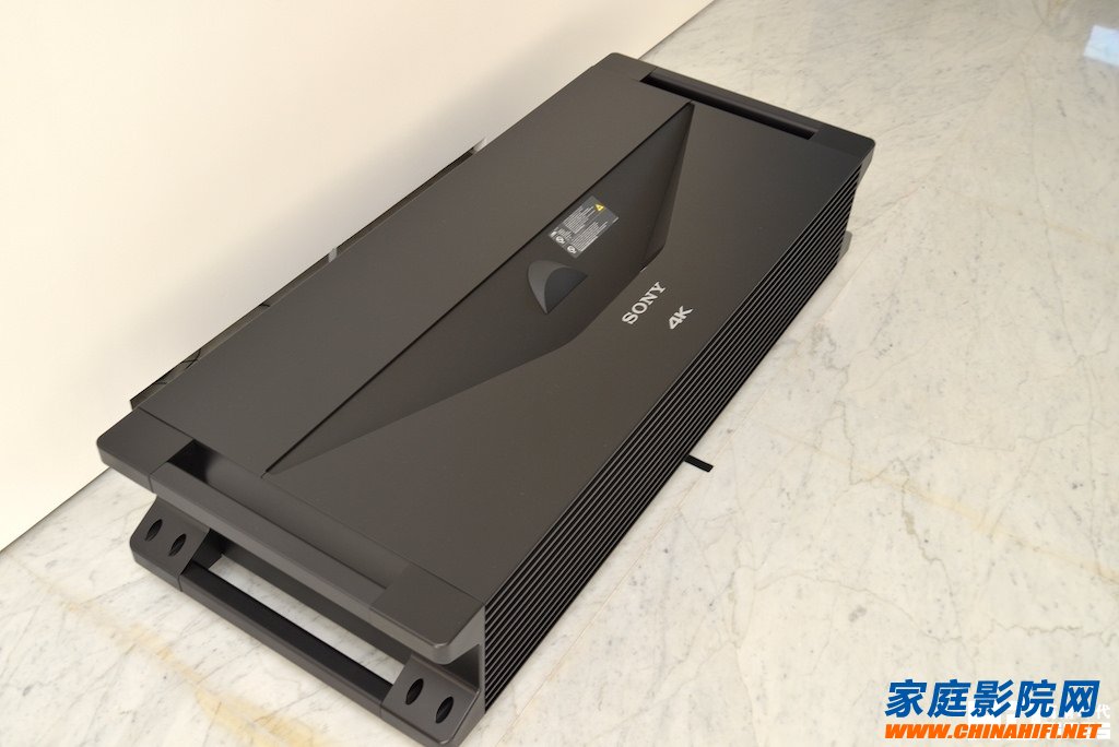 Sony顶级SXRD 4K超短焦激光投影机VPL-GTZ1开箱