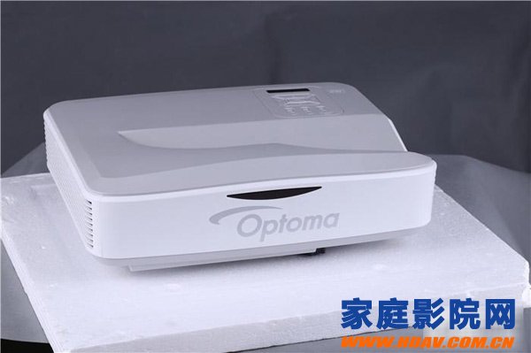 激光超短焦投影机又添黑马——Optoma(奥图码) LC1投影机评测(图1)