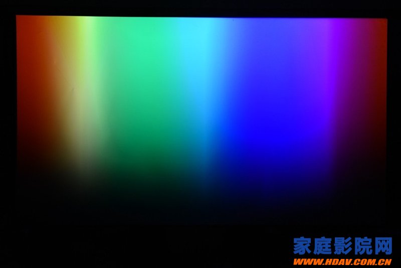 轻松的拥抱阳光-超短焦激光家庭影院投影机奥图码LC1(图15)
