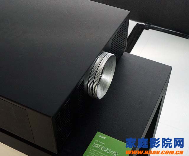 Acer发布可换镜头4K DLP投影机V9800(图3)