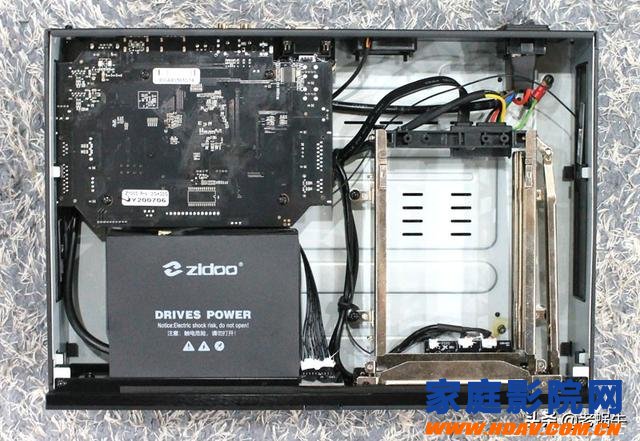 开启杜比视界之旅，芝杜Z1000Pro4K硬盘播放机拆机评测（硬件篇）