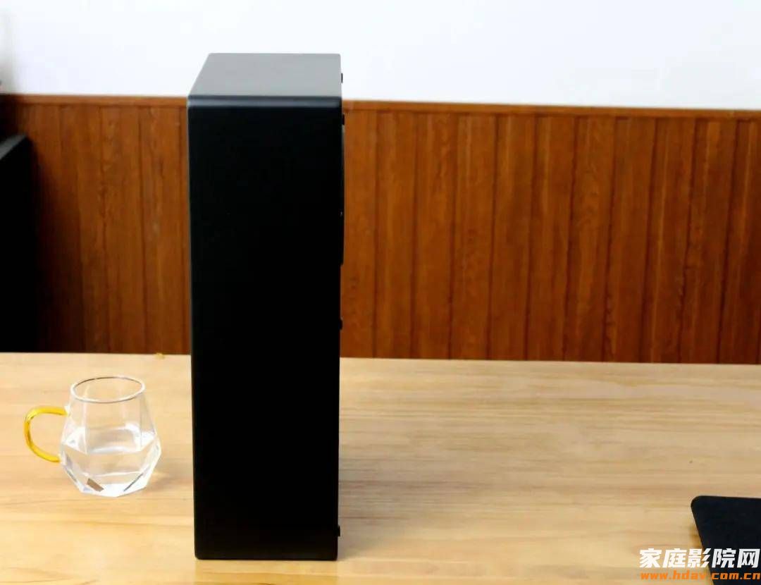 超薄音箱只要两千?Viator Sound M系列音箱和SUB12低音炮评测(图5) 超薄音箱只要两千?Viator Sound M系列音箱和SUB12低音炮评测(图5)