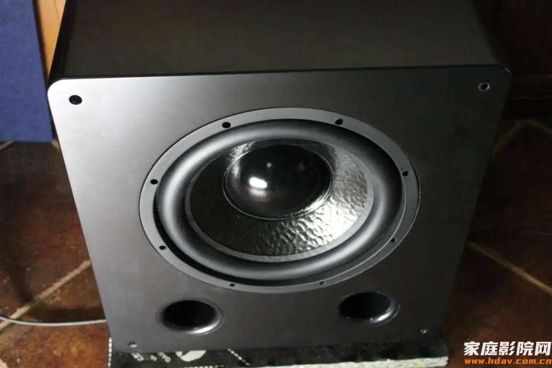 超薄音箱只要两千?Viator Sound M系列音箱和SUB12低音炮评测(图18) 超薄音箱只要两千?Viator Sound M系列音箱和SUB12低音炮评测(图18)