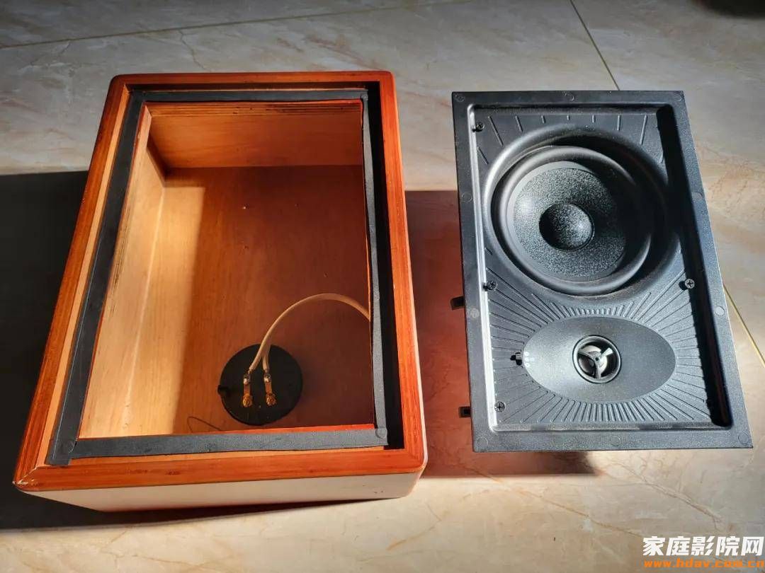 入墙音箱、吸顶喇叭能当外摆音箱用吗?家庭影院十万个为什么(图11) 入墙音箱、吸顶喇叭能当外摆音箱用吗?家庭影院十万个为什么(图11)