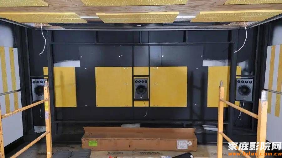 老外手搓发烧级影音室,IMAX感扑面而来(图9) 老外手搓发烧级影音室,IMAX感扑面而来(图9)