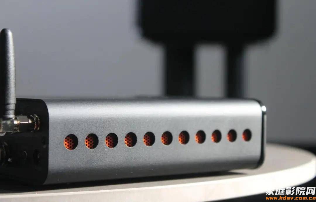 音响界的“蜜雪冰城” ！ Fosi Audio BT20A MAX功放试用笔记(图8)