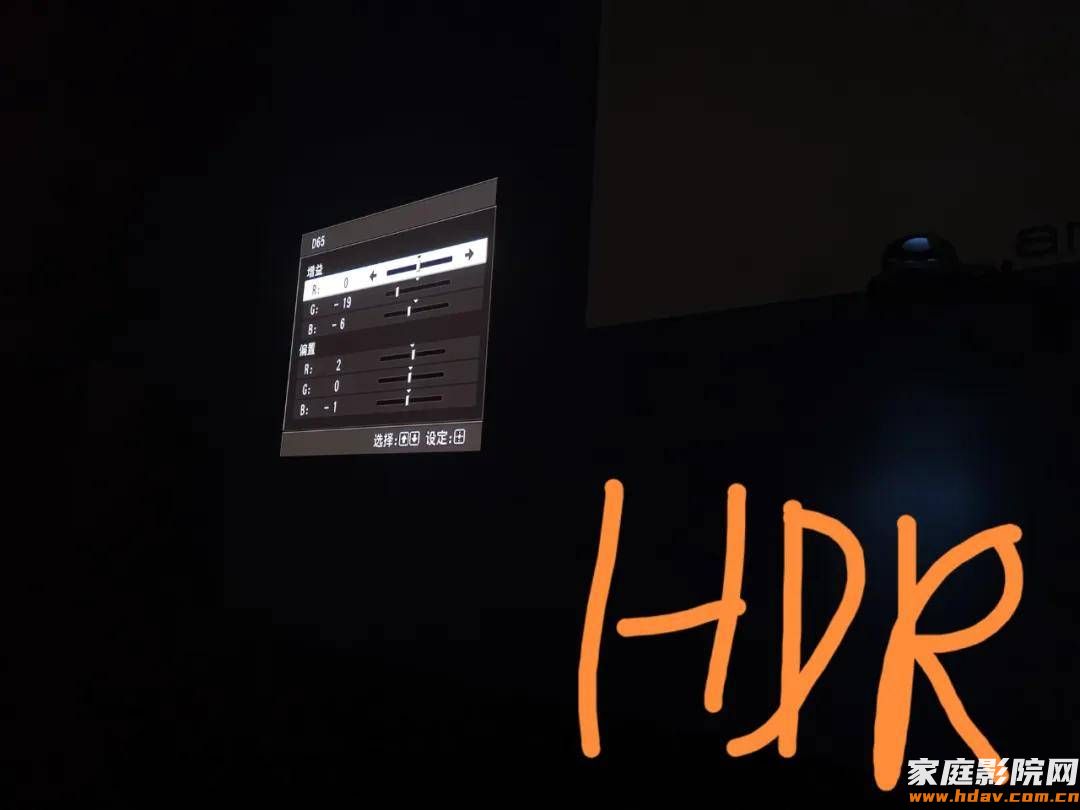 有窗的房间能装家庭影院吗?藏在别墅二楼的7.2.4全景声影音室 (图31) 文章配图-31